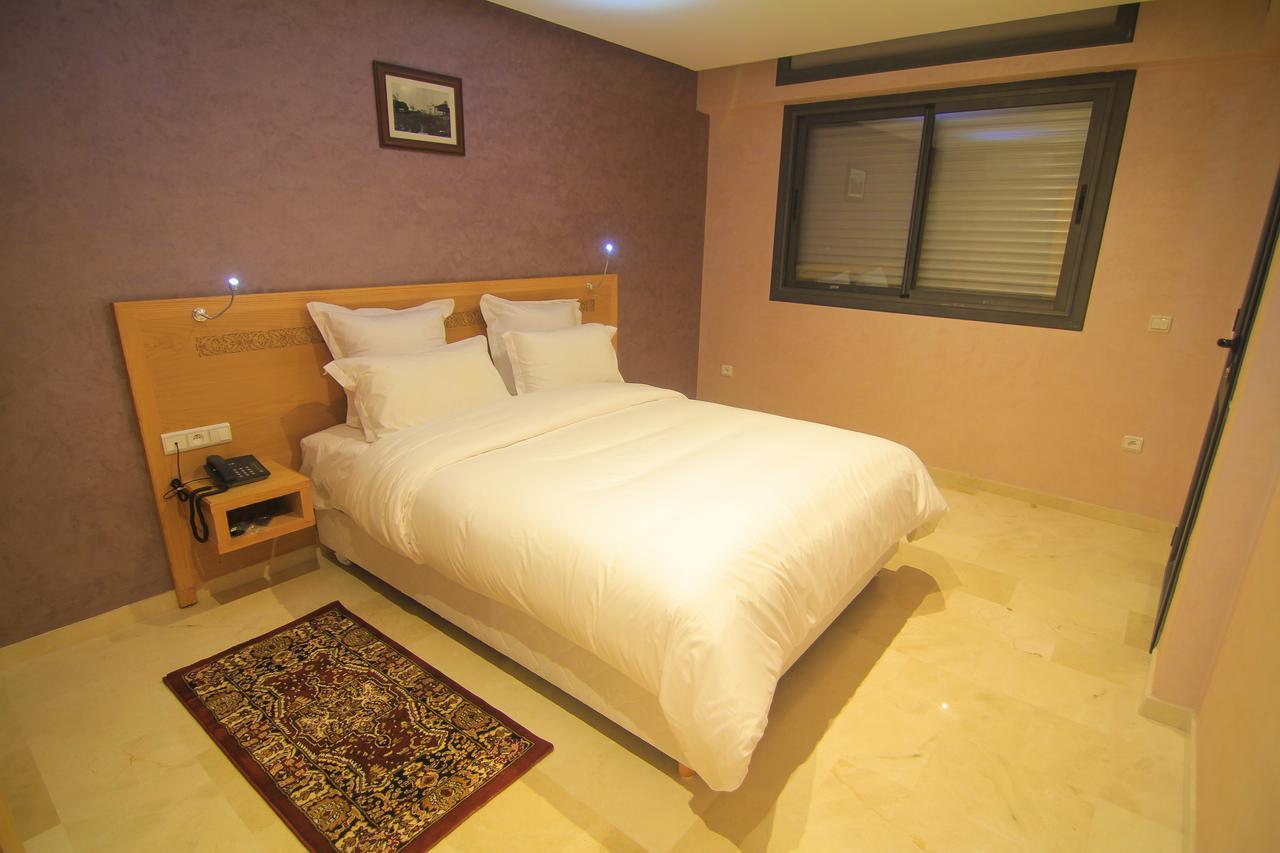 Hotel Kenzo Safi Luaran gambar