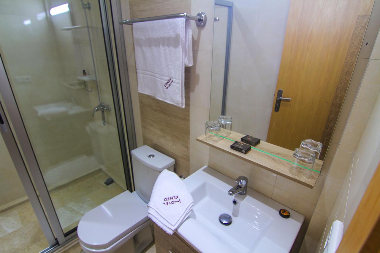 Hotel Kenzo Safi Luaran gambar