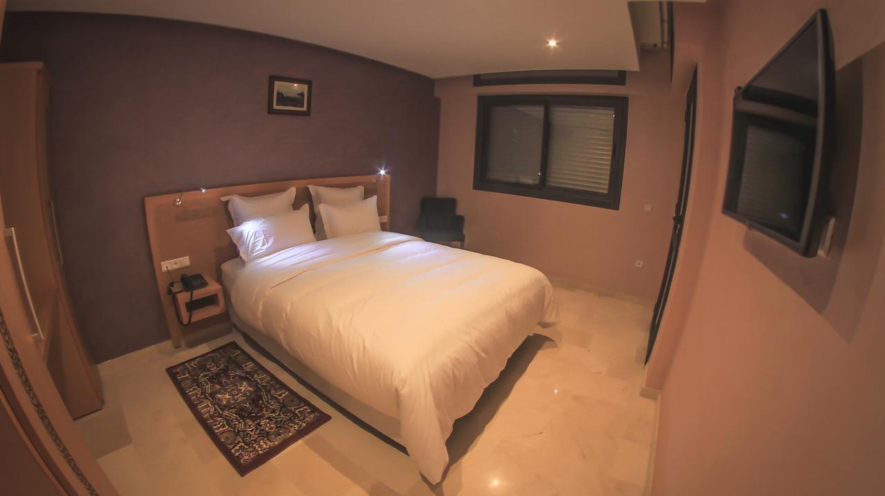 Hotel Kenzo Safi Luaran gambar