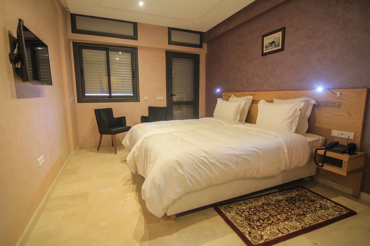 Hotel Kenzo Safi Luaran gambar